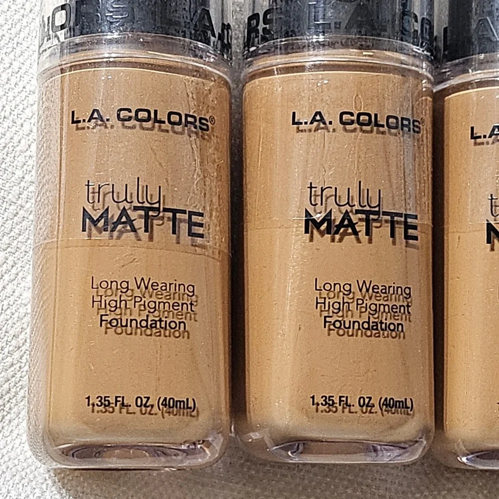 LA COLORS four bottles