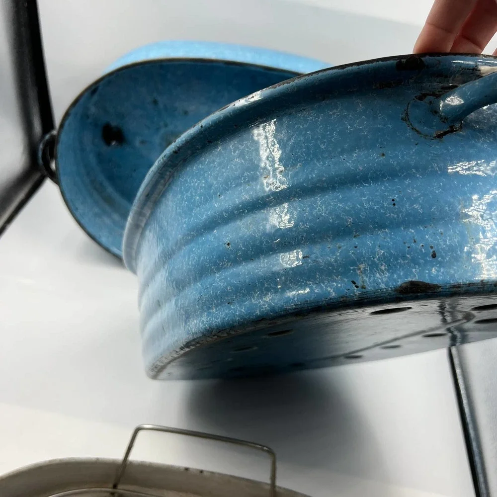 Enamelware antique 1920