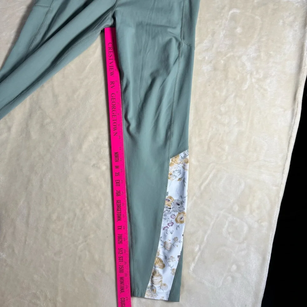 Tuckernuck floral print