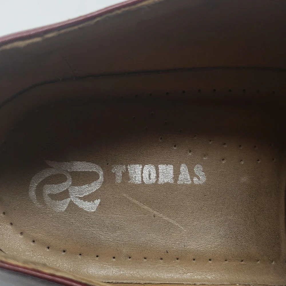 Thomas thoma burgundy