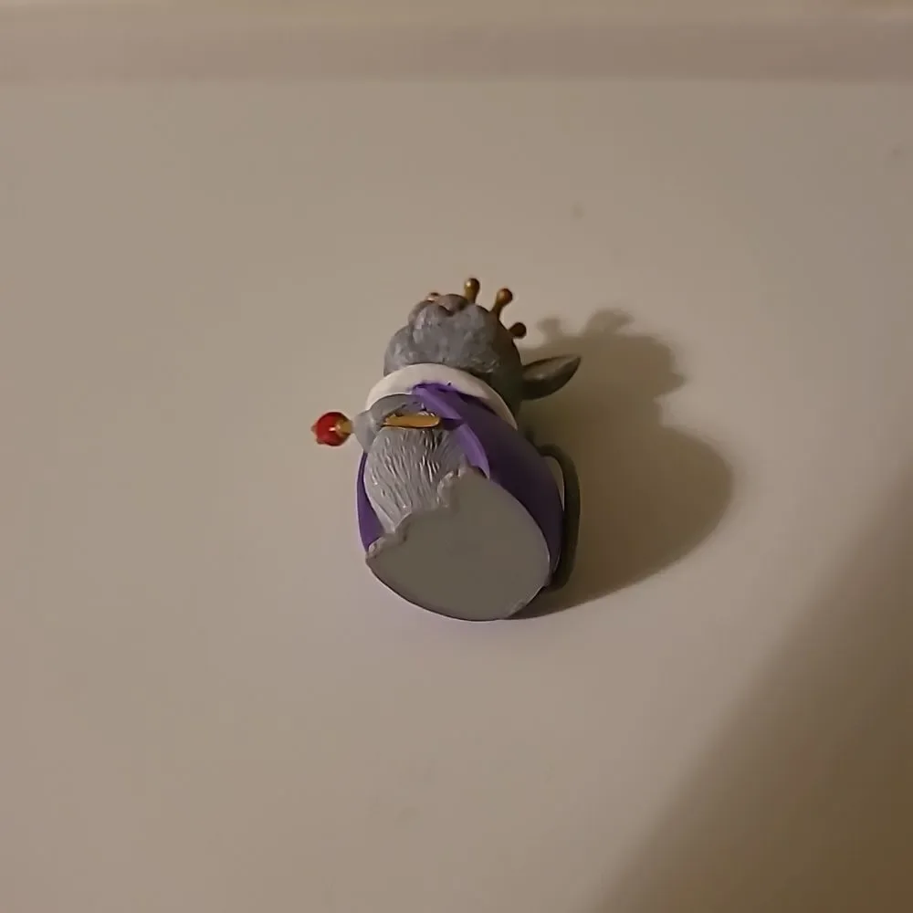 Hallmark pre owned