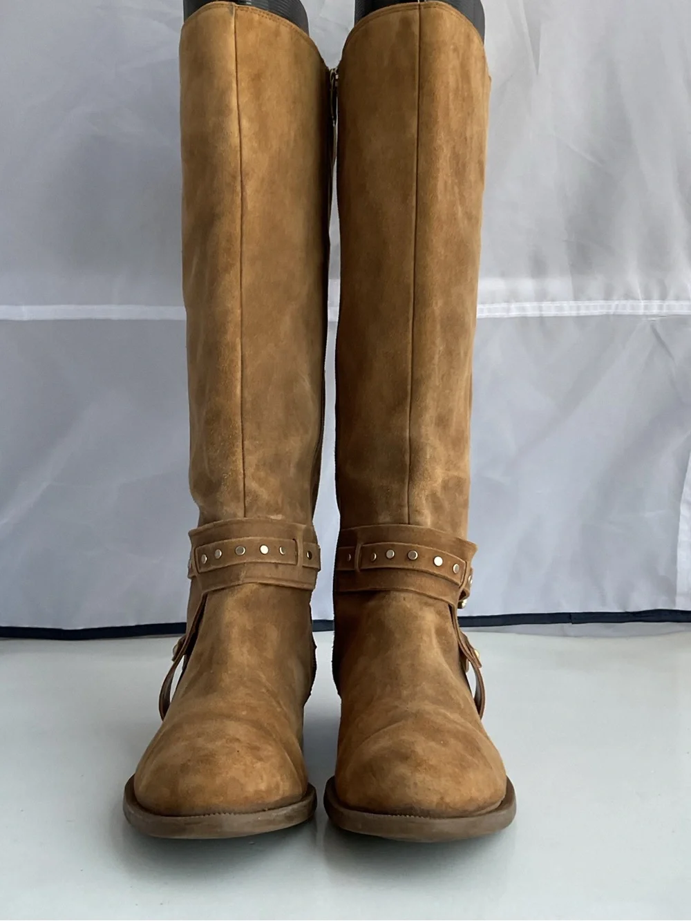 Nine West chestnut suede