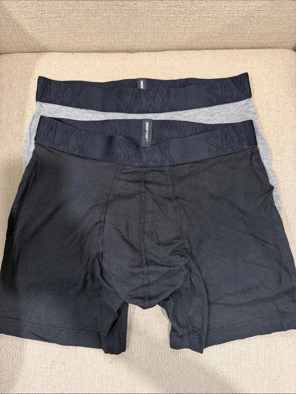 NEW SAXX Men's Boxer Briefs in Black and Gray - 2-Pack Size Small