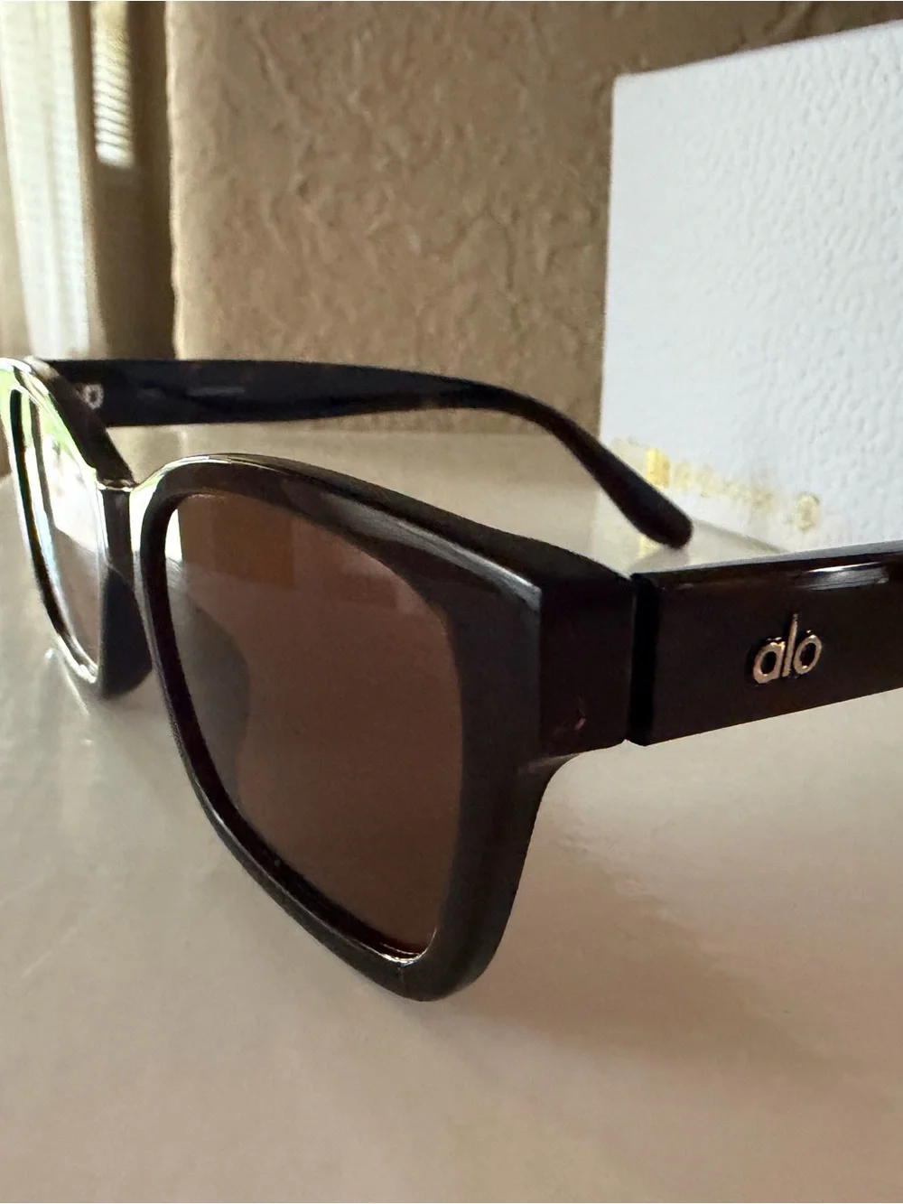 ALO Yoga stylish alo