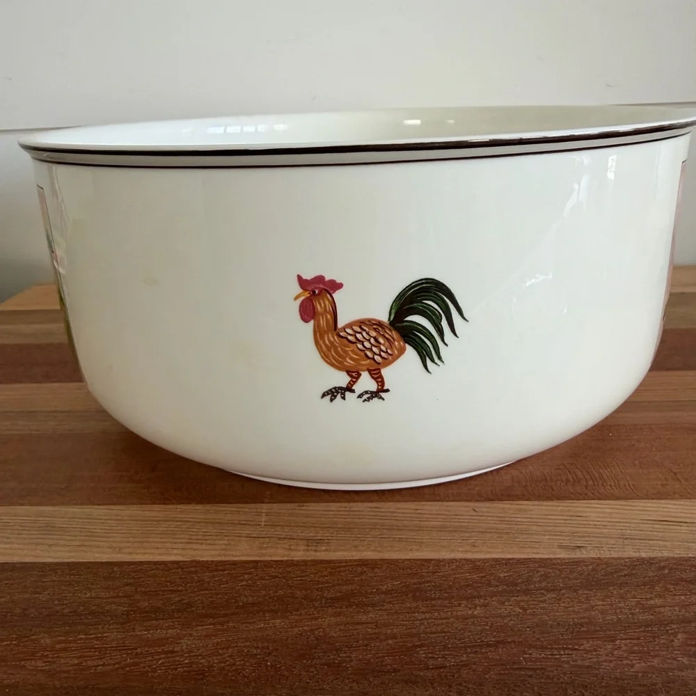 Villeroy & Boch measures 25”