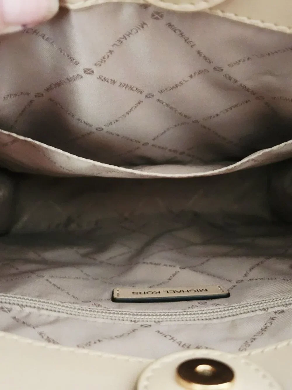 Michael Kors m59 10