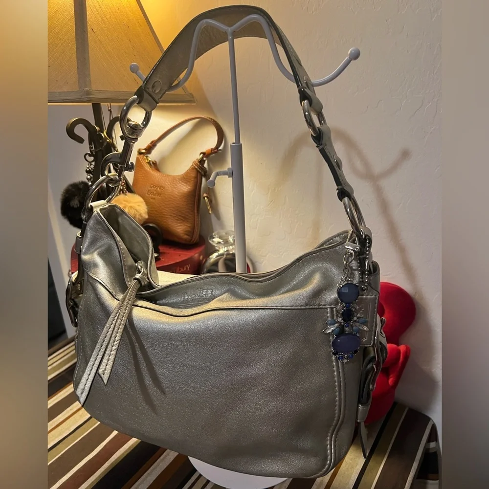 Coach 2008 Zoe Silver Leather Hobo Shoulder Bag Creed J0882-12671 (PIF)