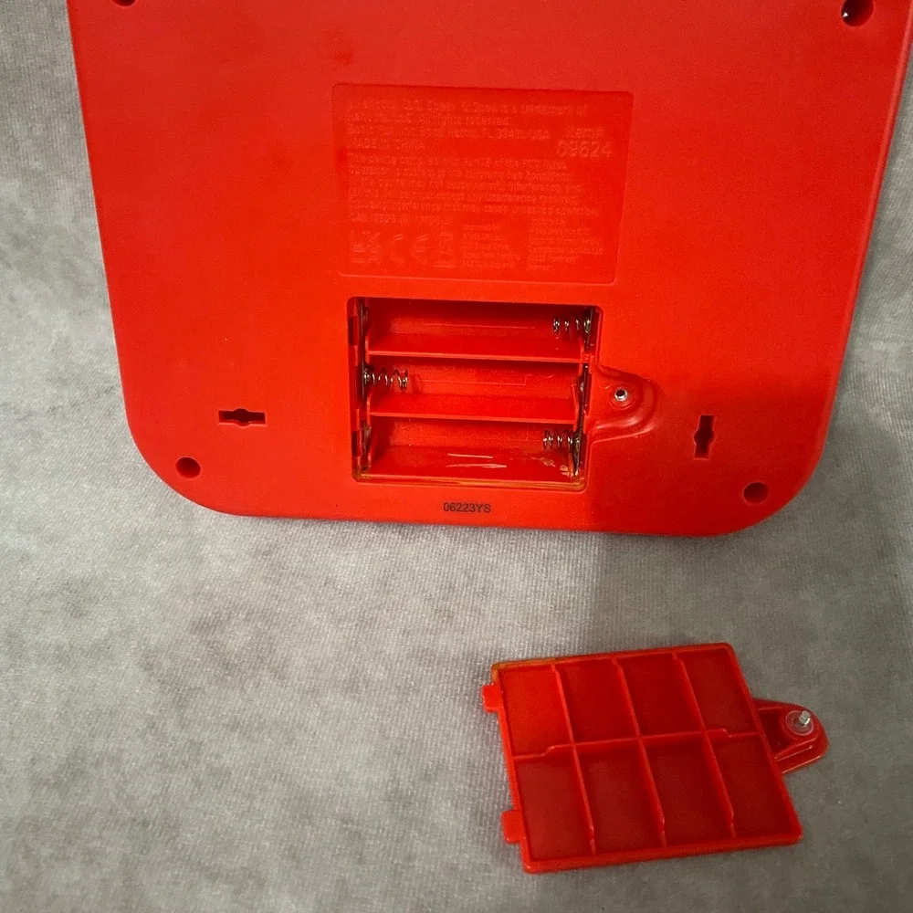Basic Fun Speak‎ & Spell Kids Toy Red Retro Electronic Learning Device 09624