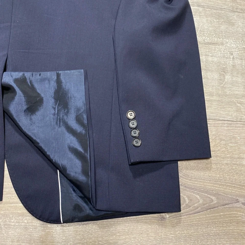 Hugo Boss jacket shows