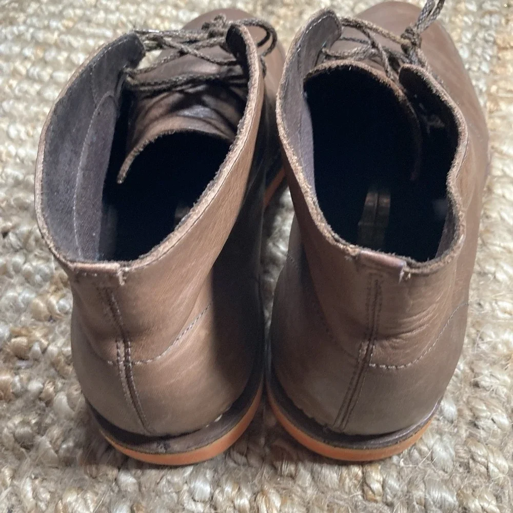 Cole Haan see photos