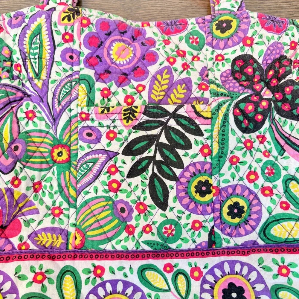 Vera Bradley vibrant vera
