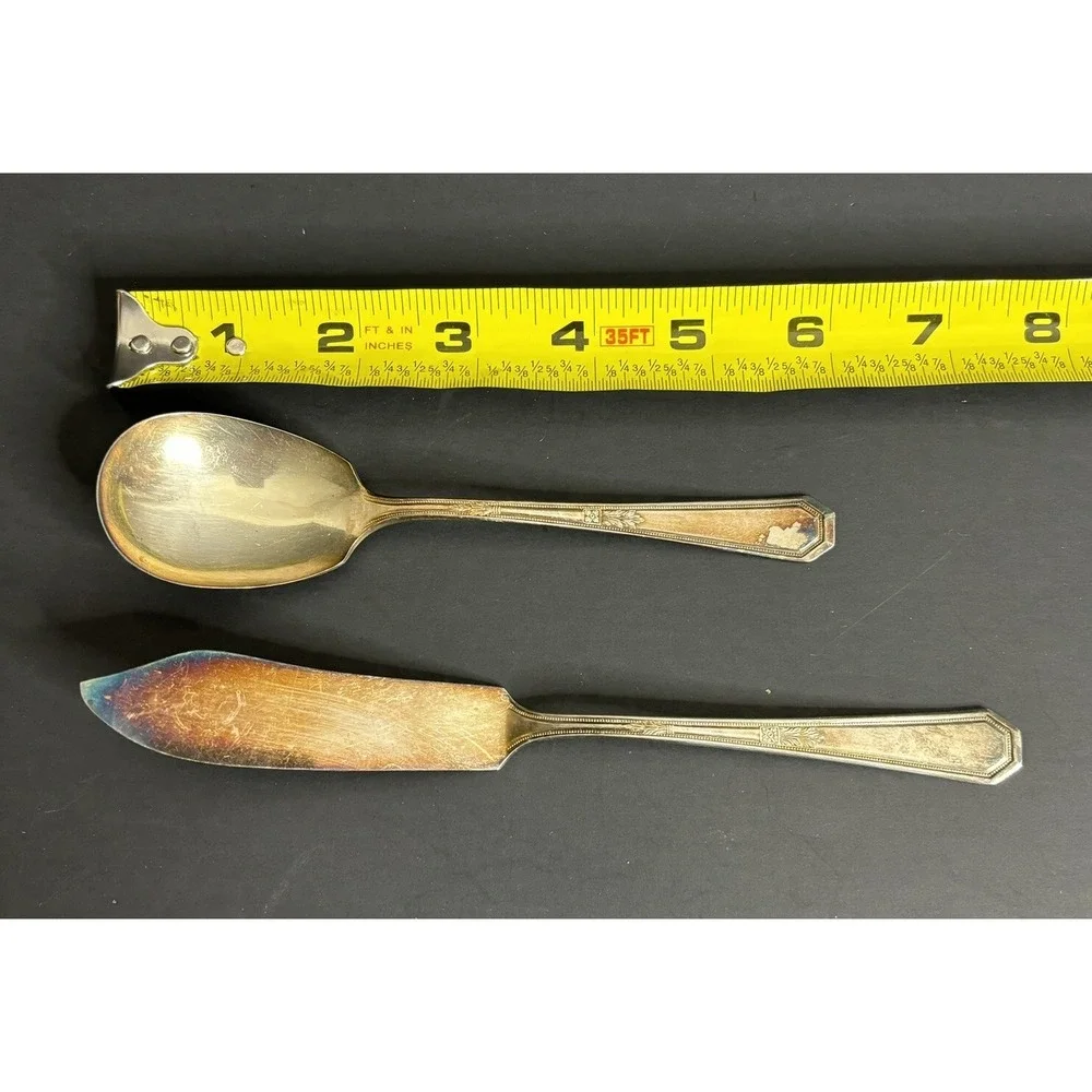 International Silver lots tarnish