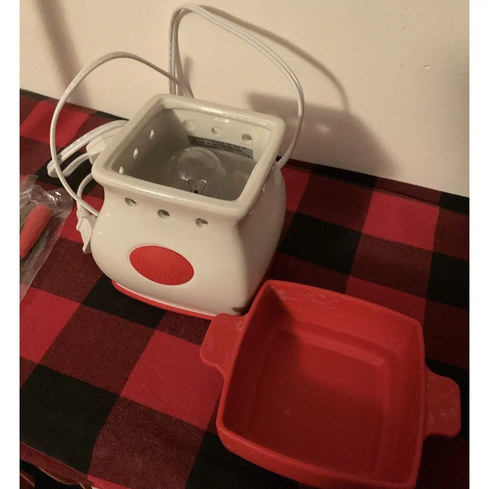 Velata Maraschino Curve Fondue Warmer Red White Silicone Dish Forks Complete Set