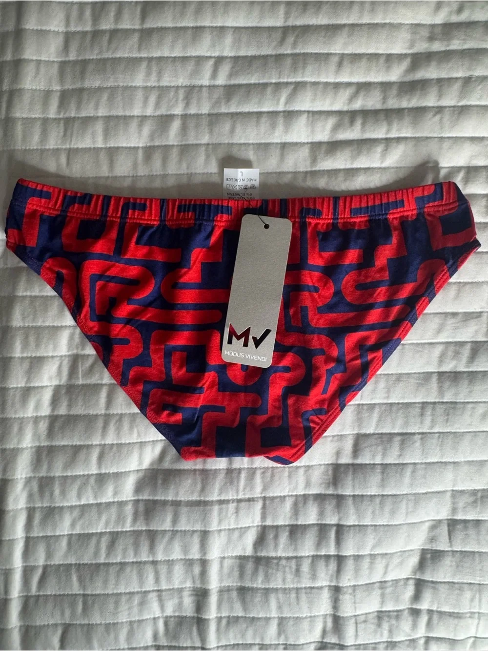 Modus Vivendi bold red