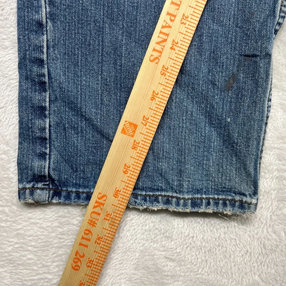 Levis levi 569