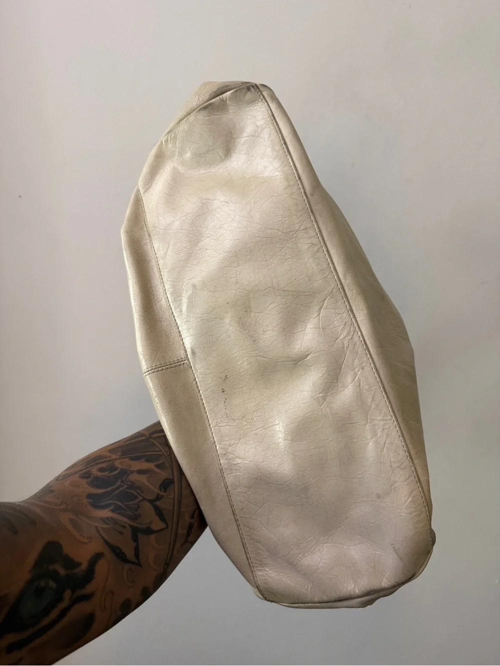 HOBO Cream Gathered Leather Shoulder Tote