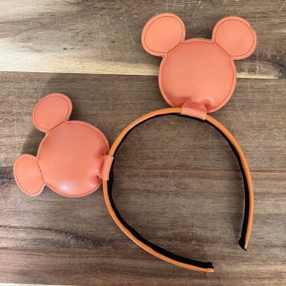 Disney parks mickey