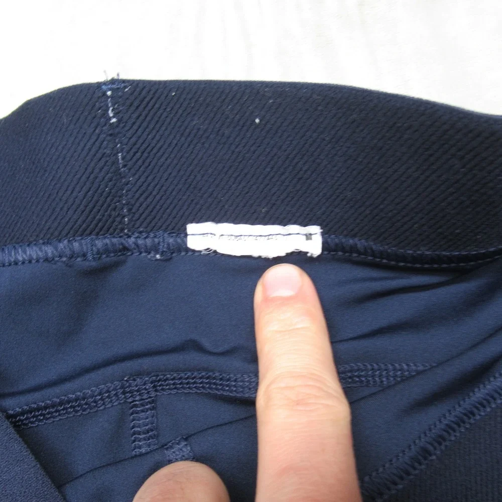 Nike 28 waist
