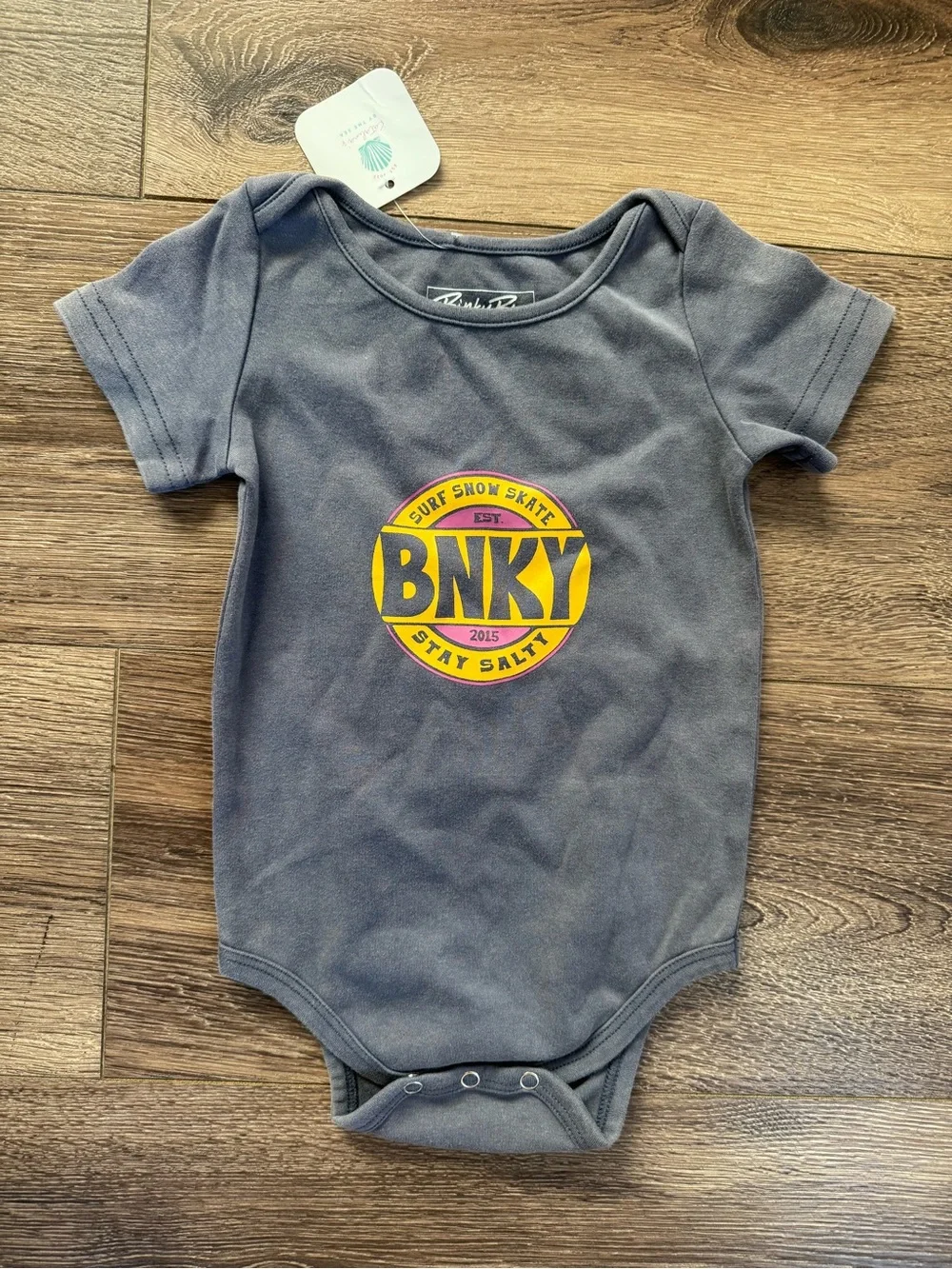 Binky Bro color grey