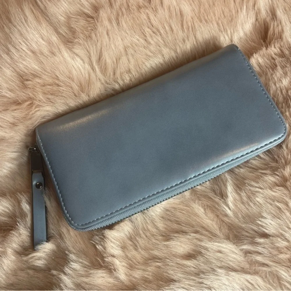 N/A new wallet