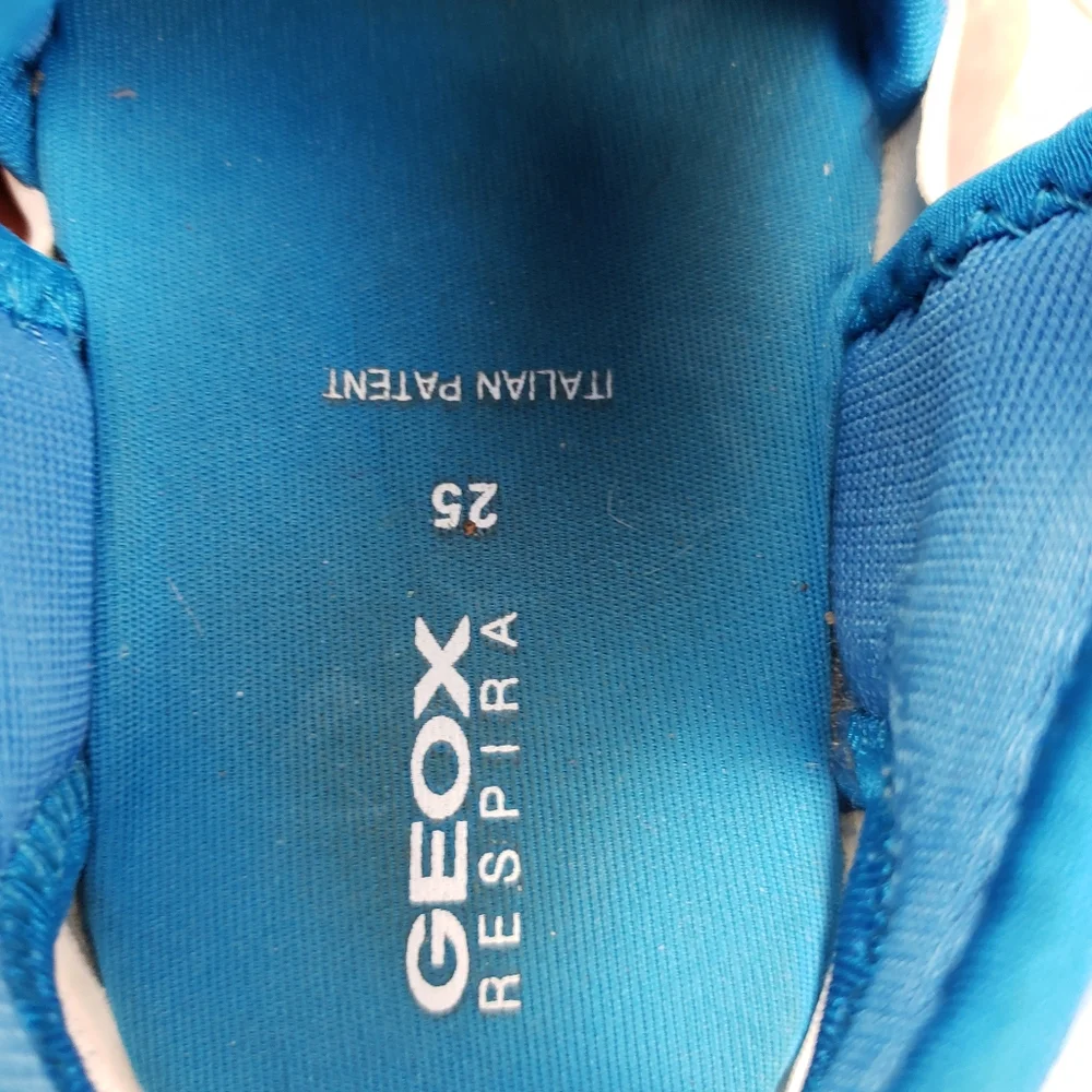 Geox see first
