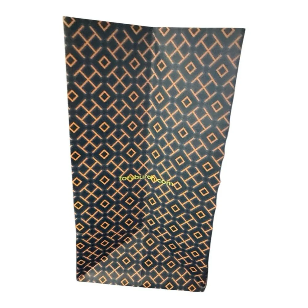 Tory Burch empty shoe