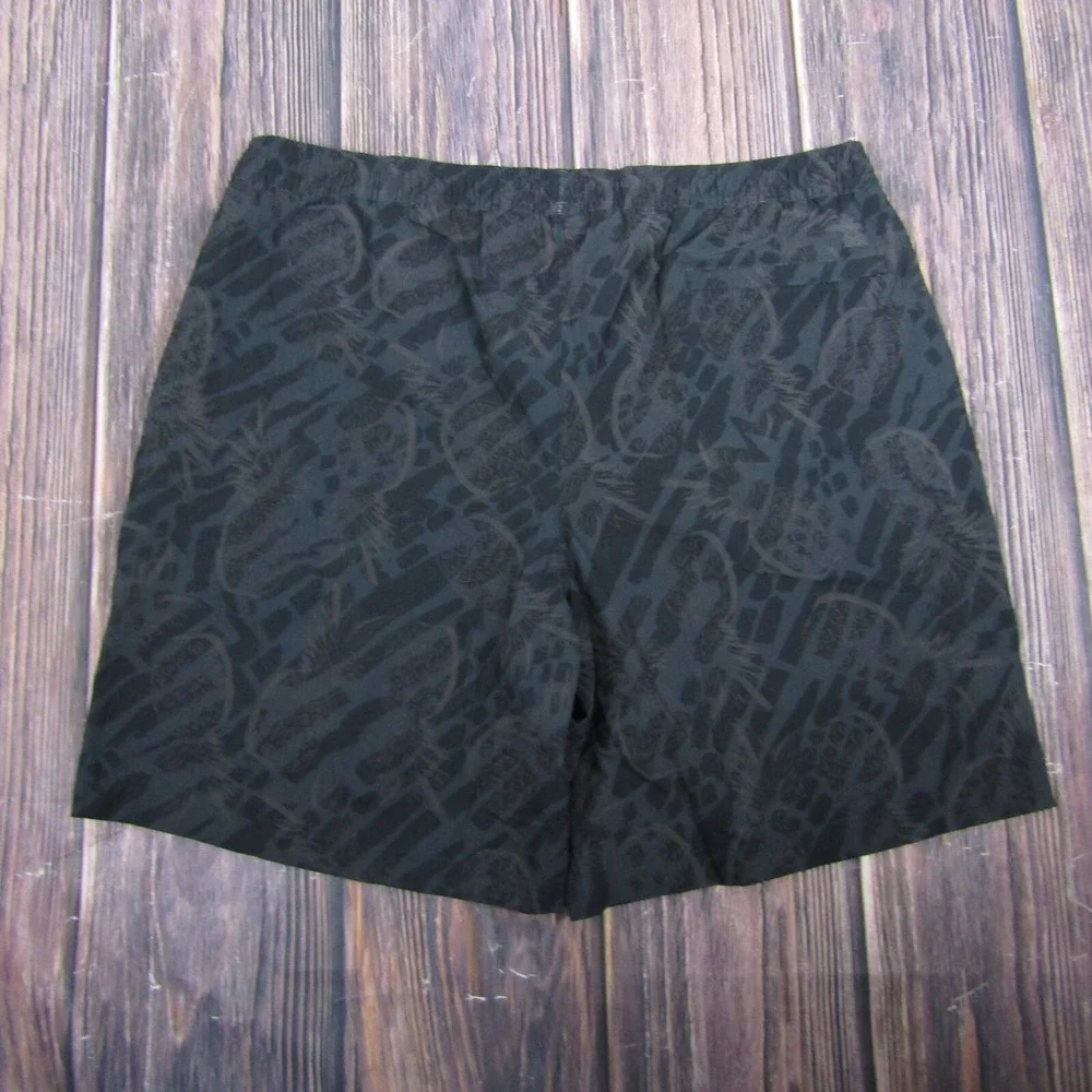 chubbies gray shorts black