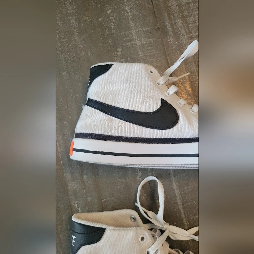 Nike good court