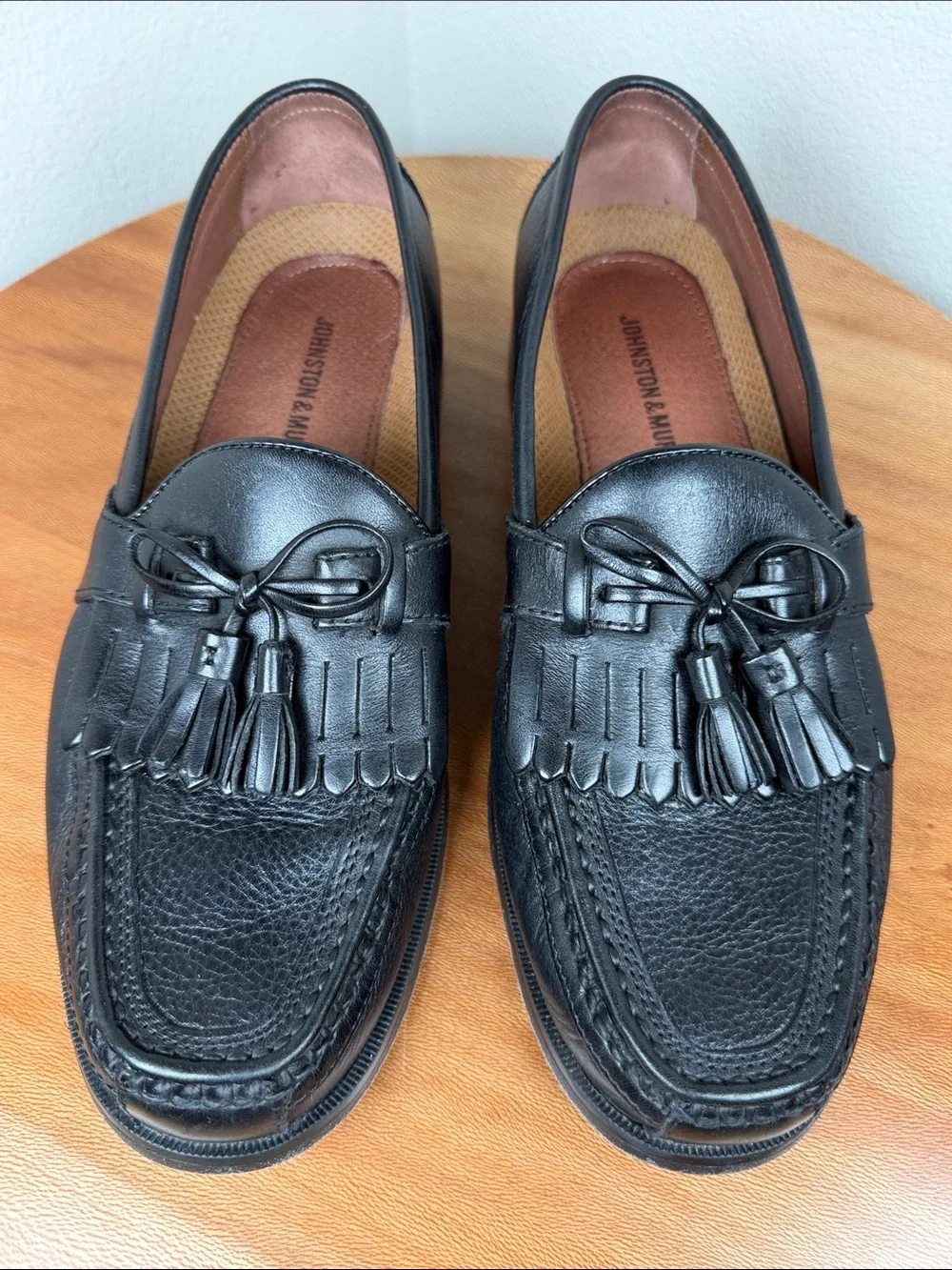 Johnston & Murphy save✨ owned shoes