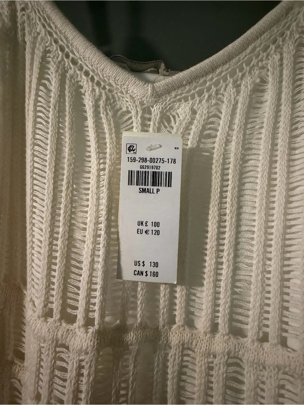 Abercrombie & Fitch lightweight crochet