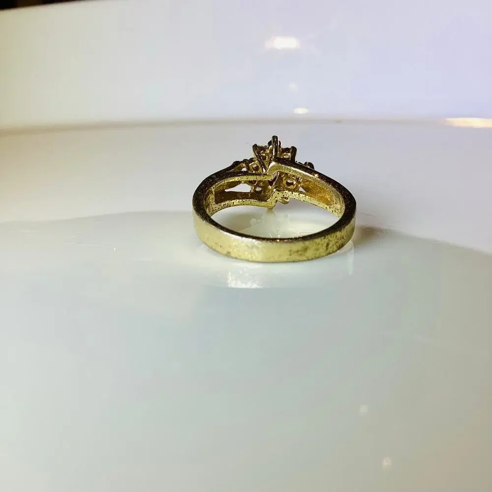 N/A clean barely crystal