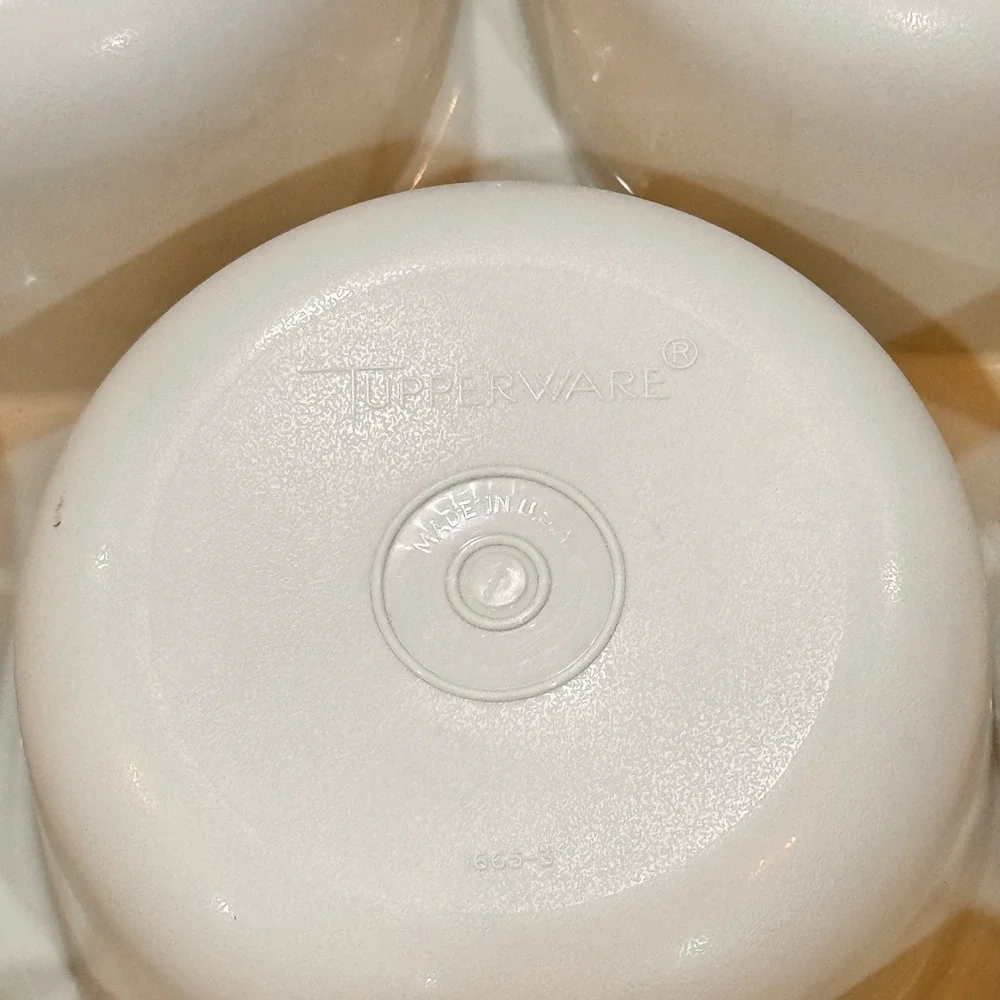 Tupperware vintage jeannie
