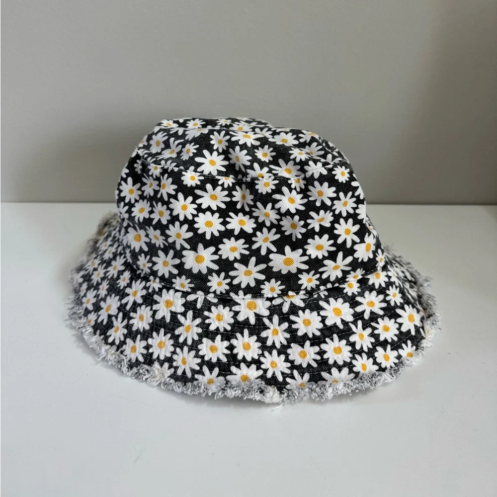 Daisy Print Reversible Bucket Hat with Distressed Trim