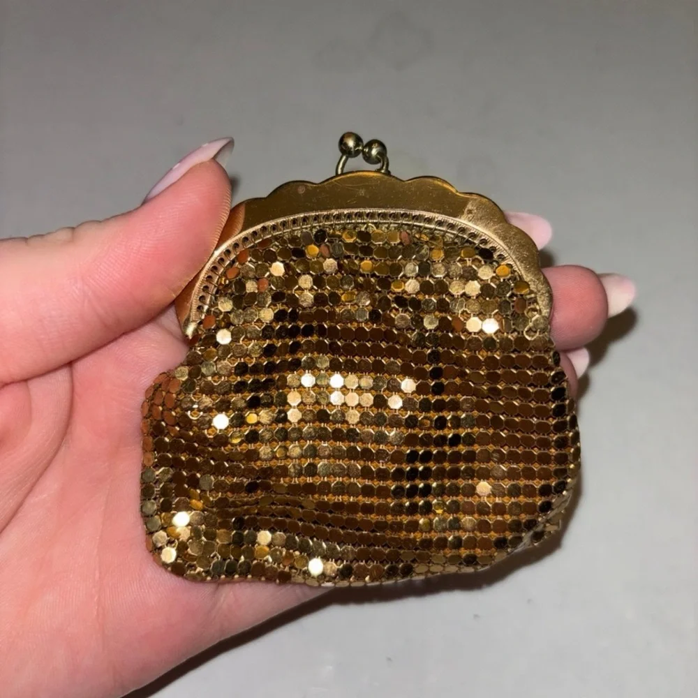 N/A vintage gold
