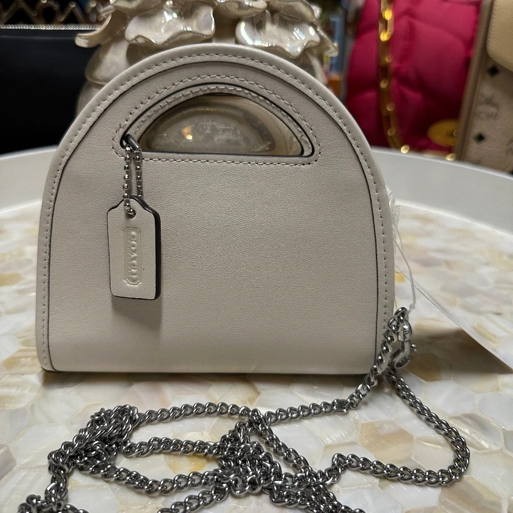 NWT Coach Top Handle Card Case So Nice!
