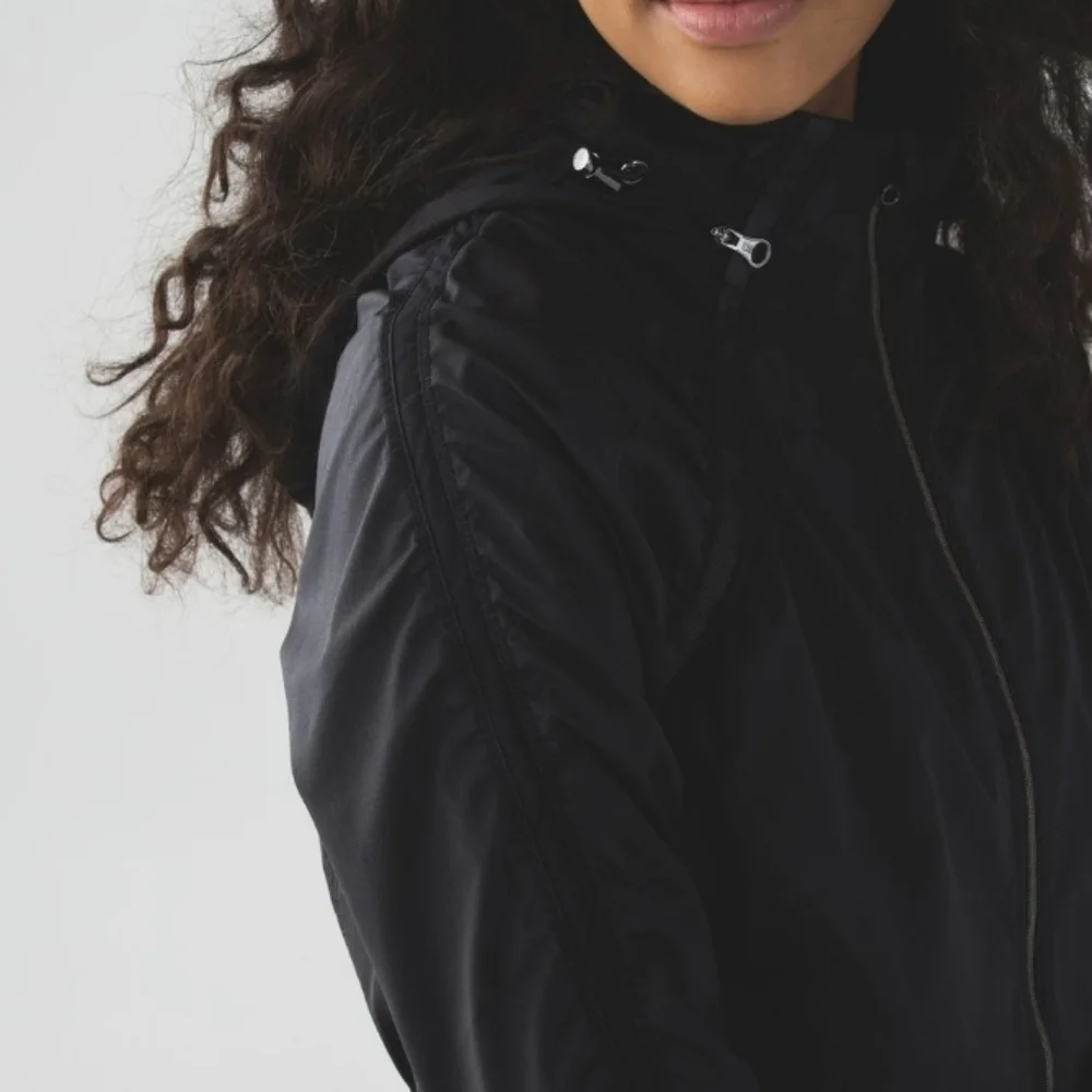 lululemon athletica need still