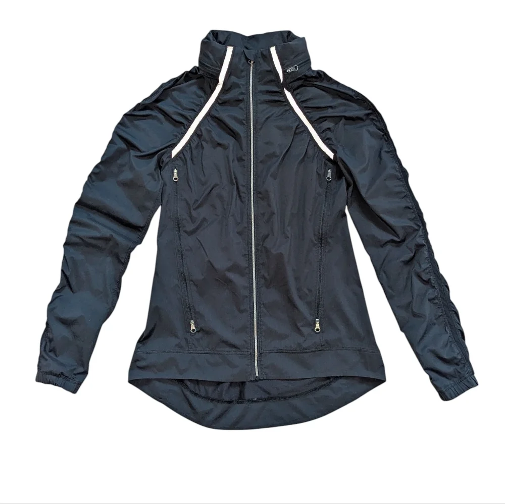 lululemon athletica window low