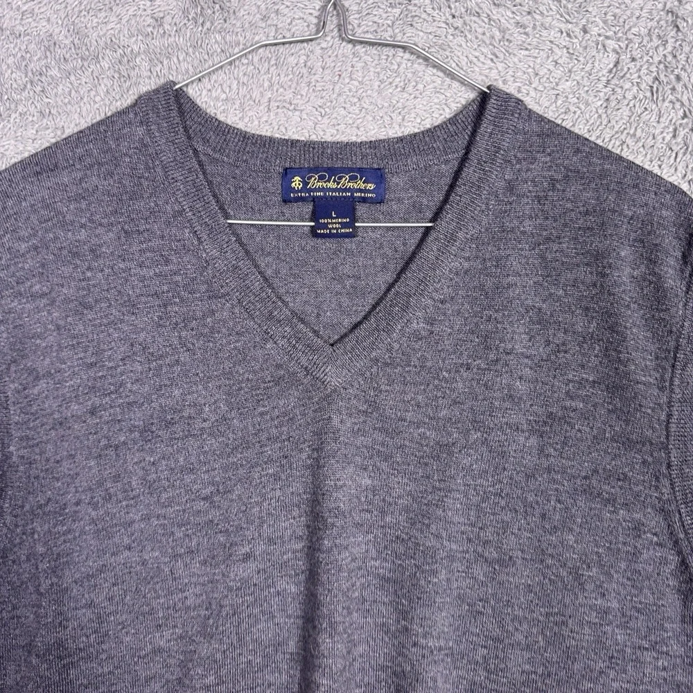 Brooks Brothers Sweater Vest Mens L Extra Fine Italian Merino Wool V Neck Jumper