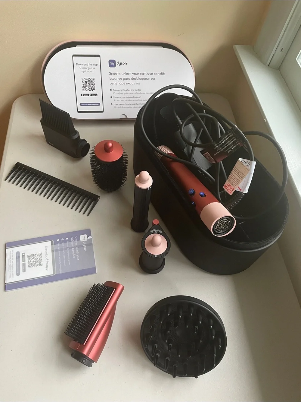 Dyson Special Edition  Strawberry Bronze Air Wrap Multi Styler With Diffuser