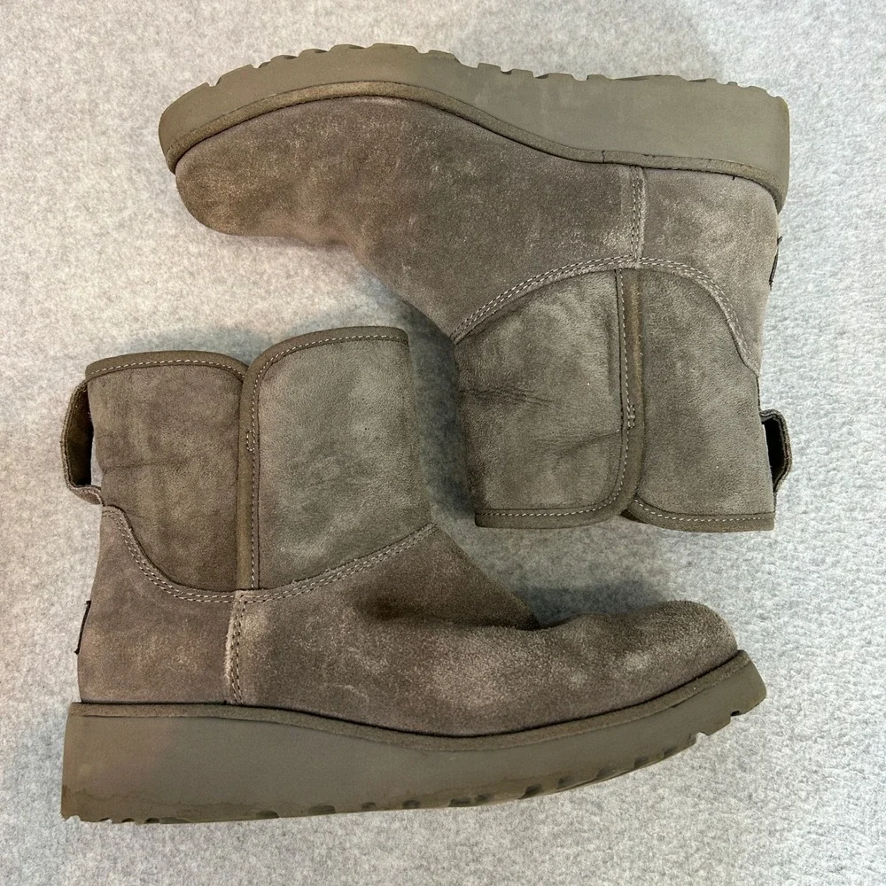 UGG brand size