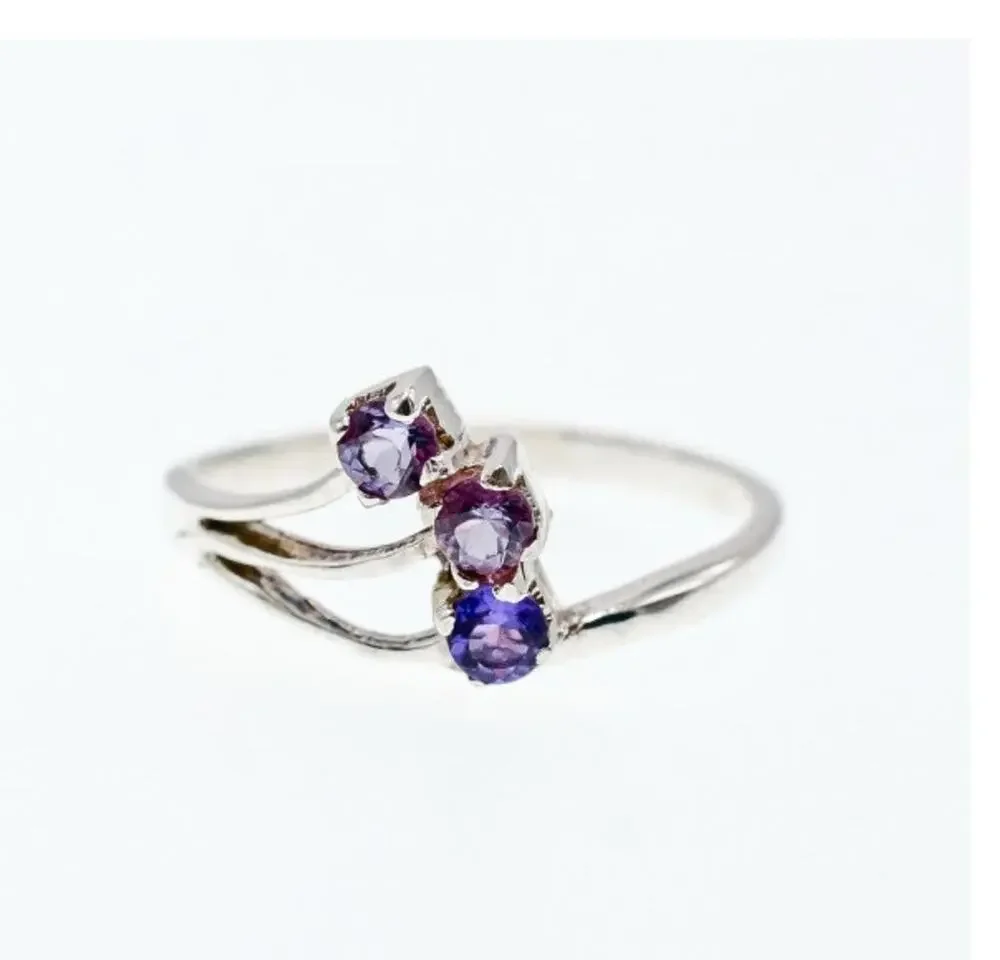 925 Sterling Silver Amethyst Ring Size 9