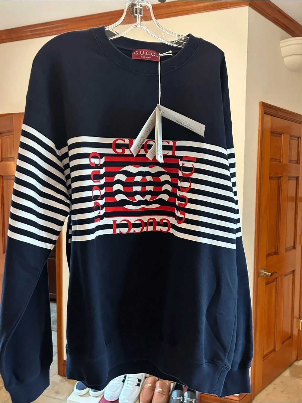Men's Gucci 100% cotton logo print sweatshirt size large made in Italy NWT