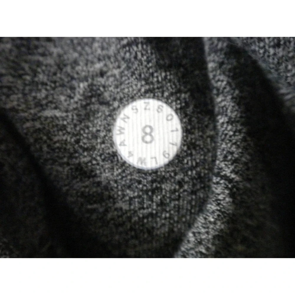 lululemon athletica tag measurements