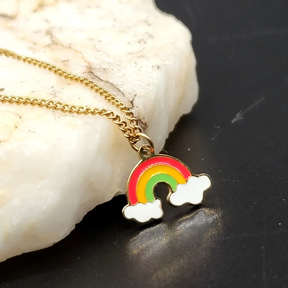 GG Unique Jewelry happyrainbow pendant