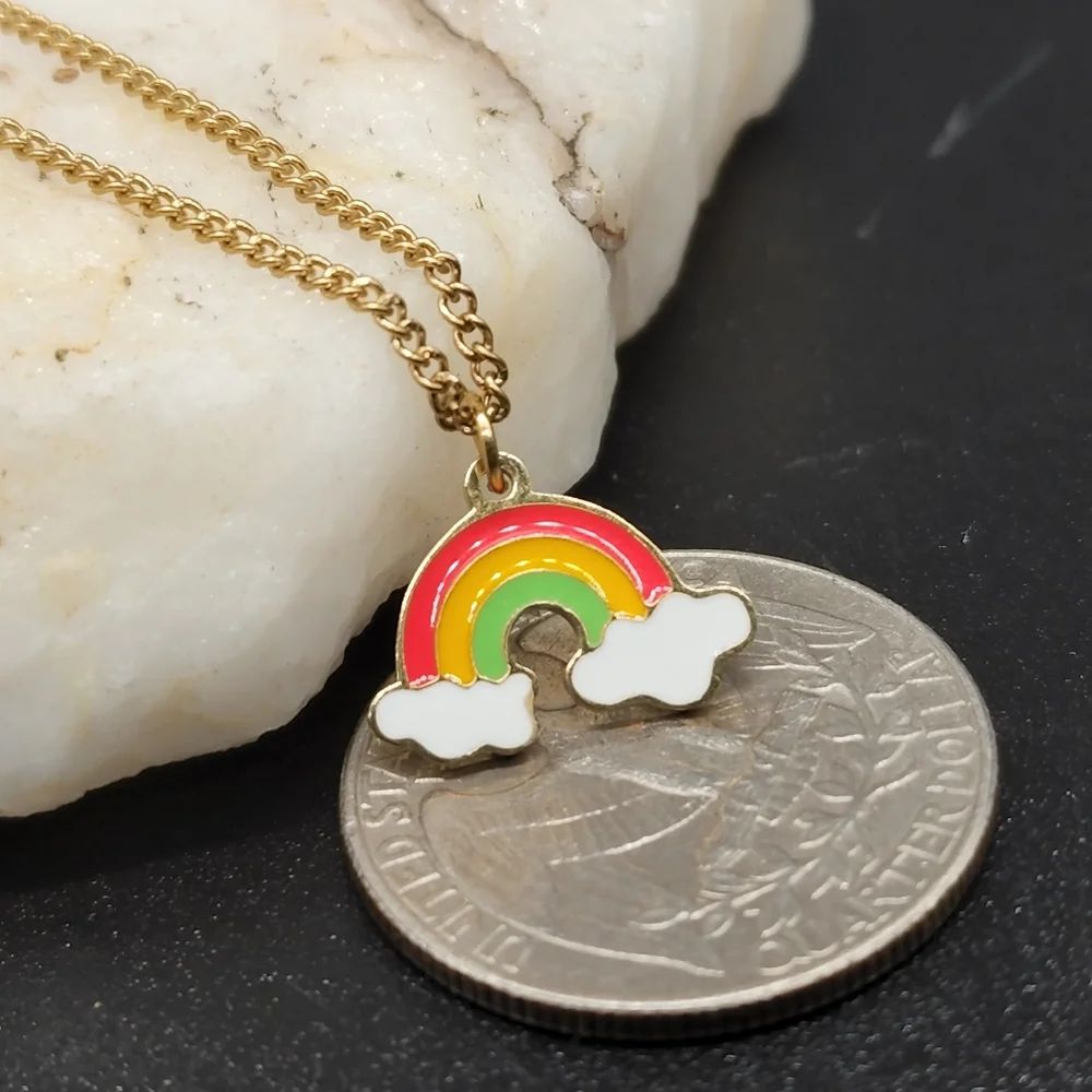 GG Unique Jewelry happyrainbow pendant