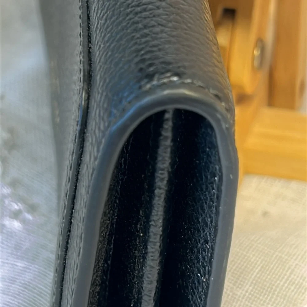 kate spade part tear “condition”