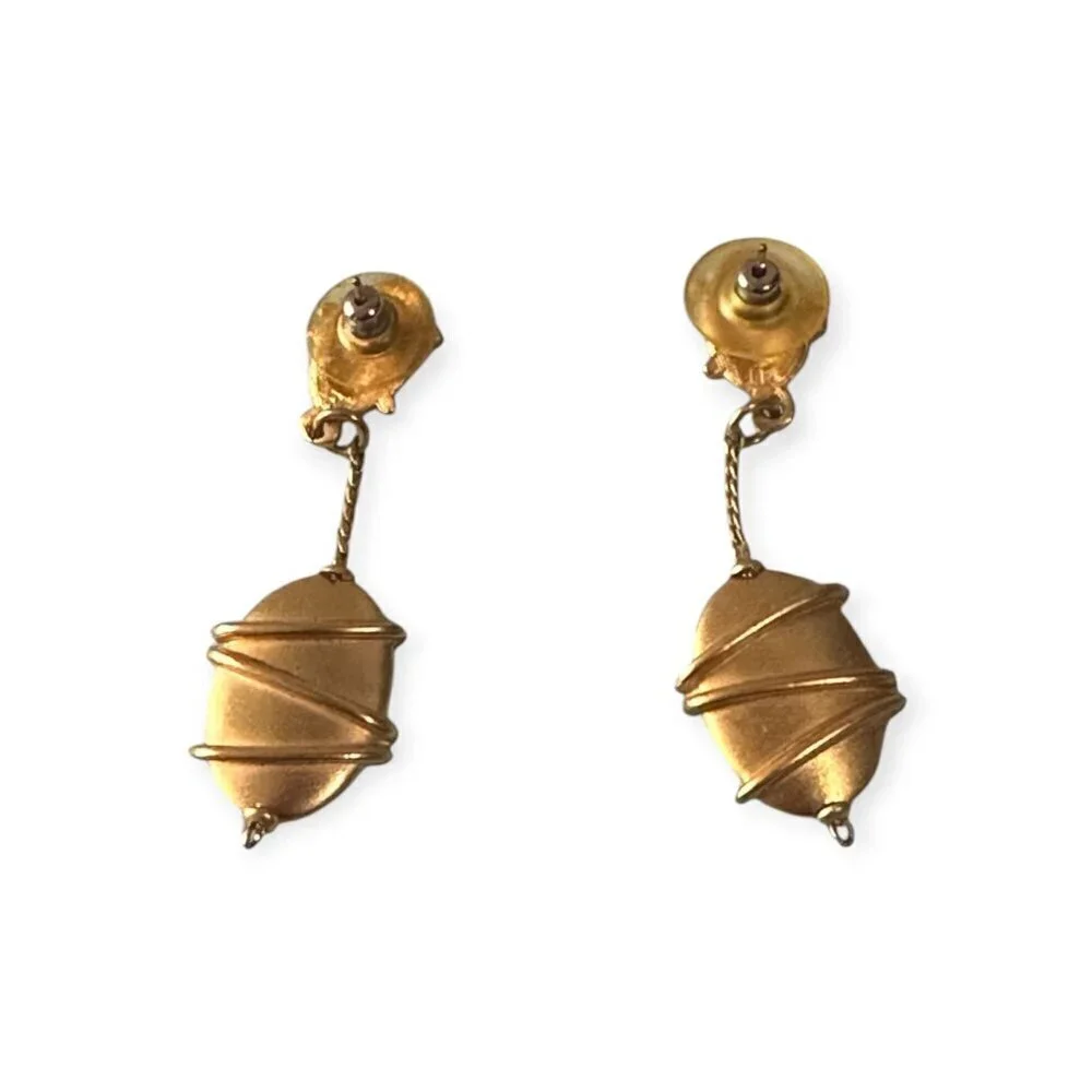 no bland gold tone