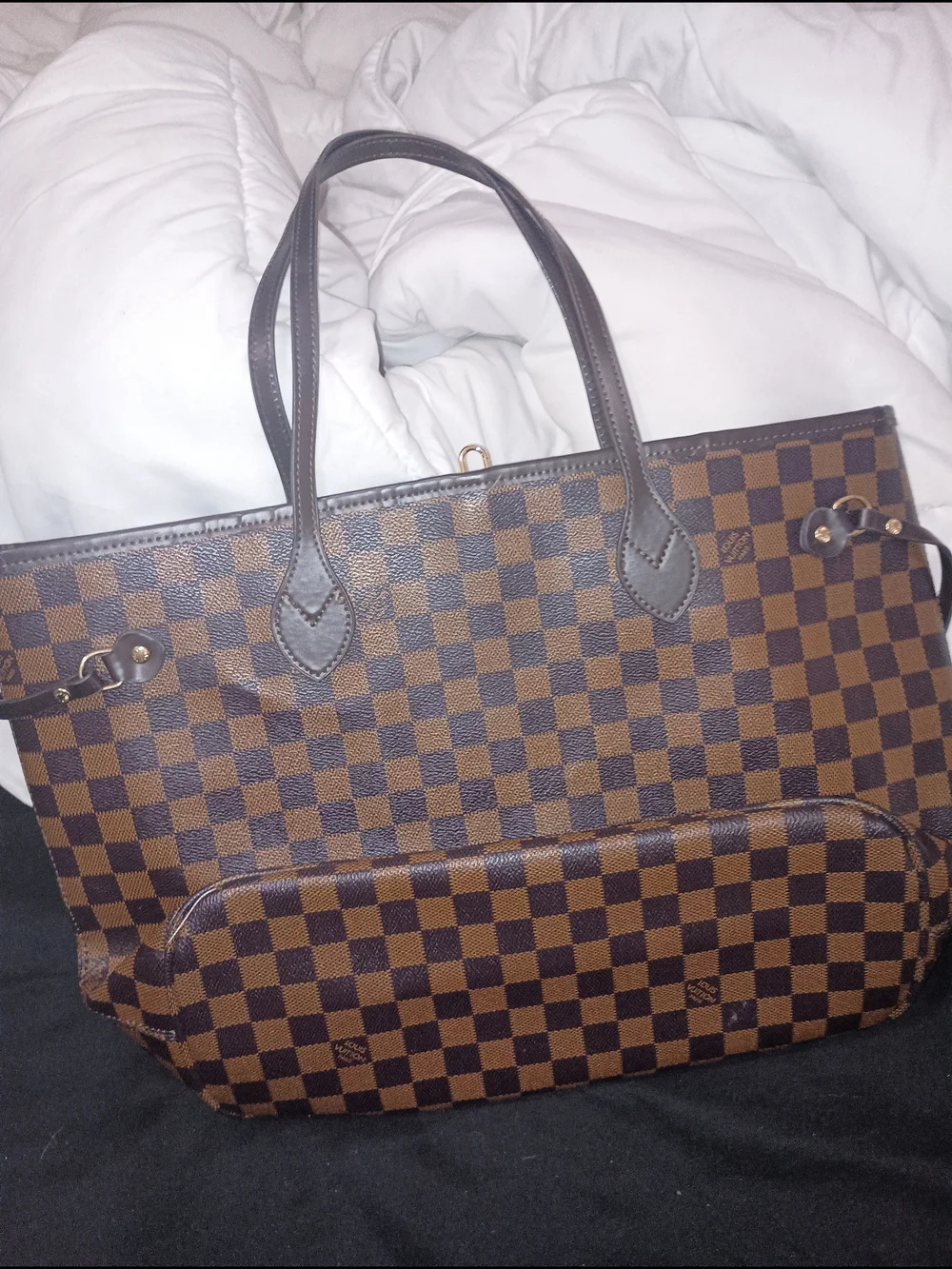 Louis Vuitton more mark