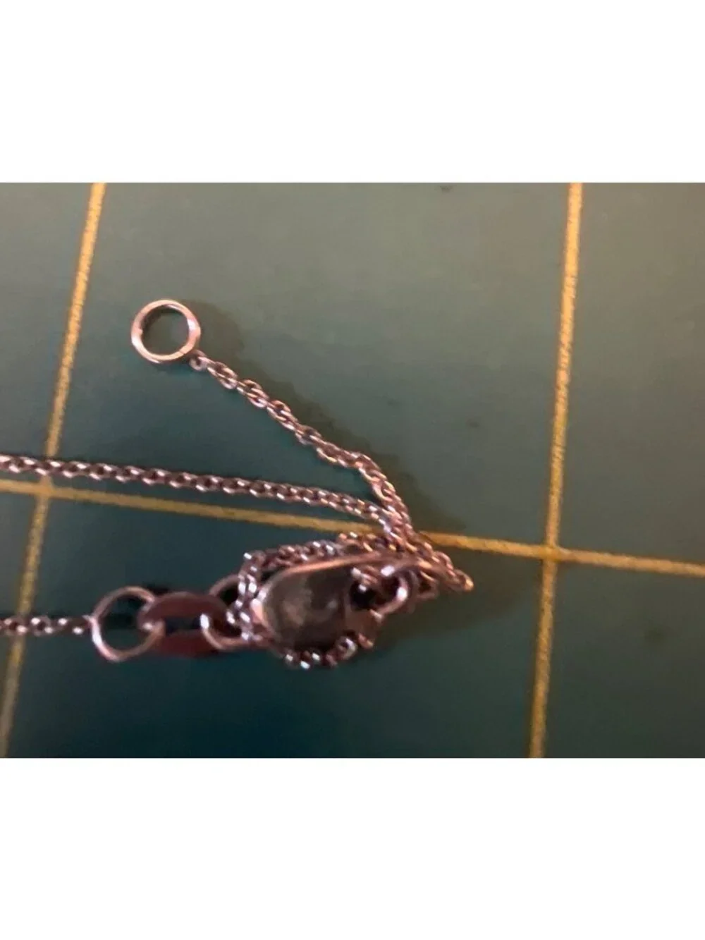 N/A 18k white