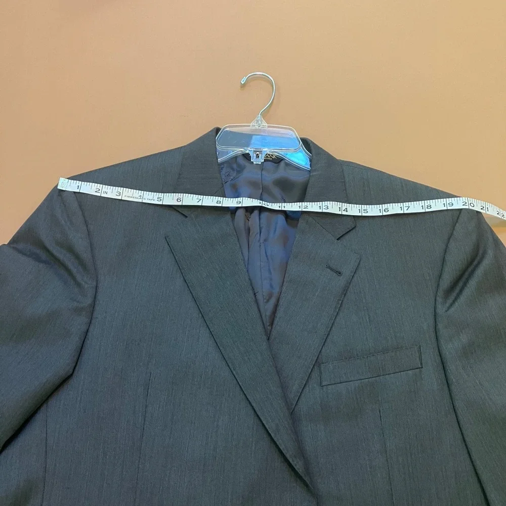 Jos A Bank Signature Gold Wool Gray Herringbone Blazer Jacket Men's‎ 44R